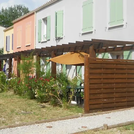 Hébergement de vacances Lagrange Le Domaine De L'oliveraie Nyons